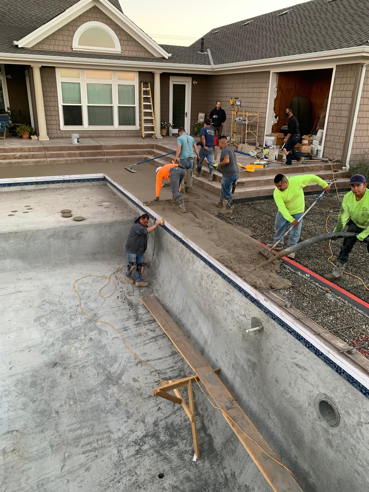 MR. MICHAEL CONCRETE Craftsmen